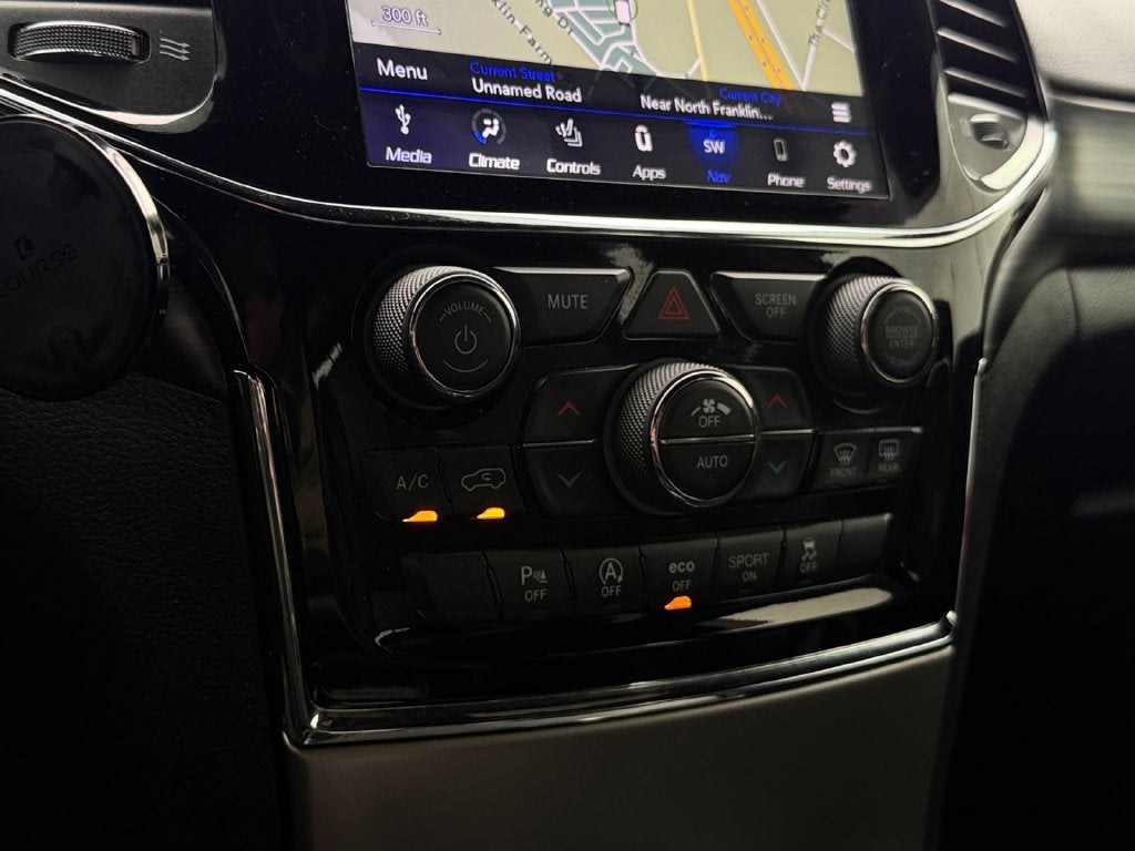 2020 Jeep Grand Cherokee Altitude