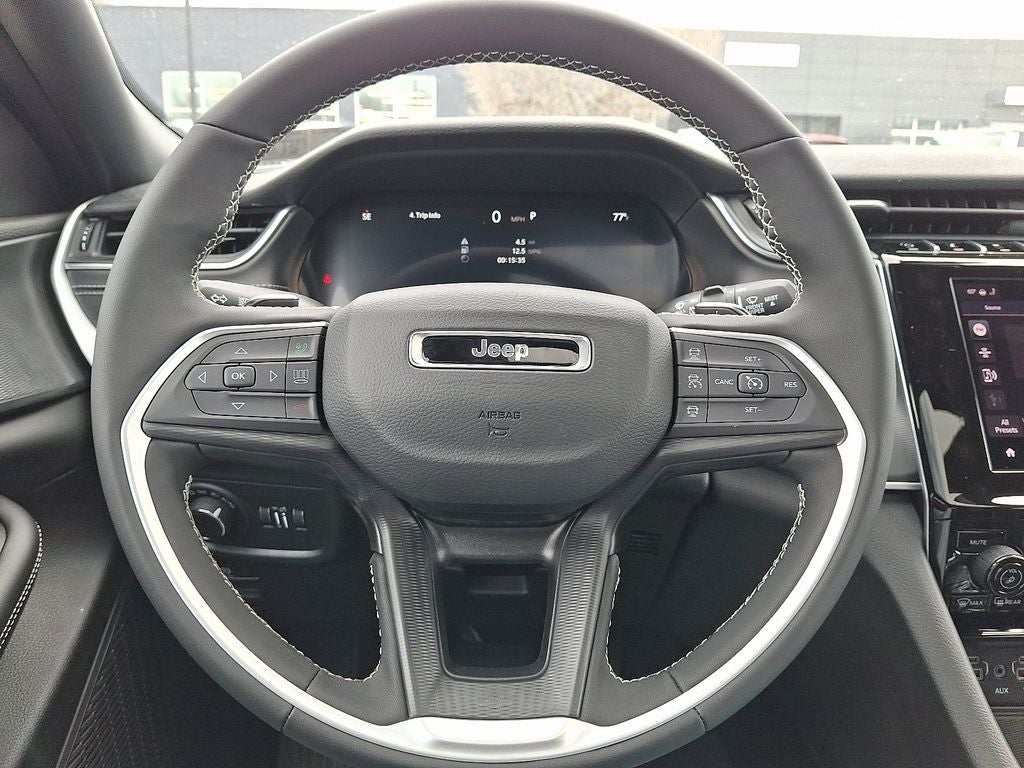 2026 Jeep Grand Cherokee Laredo