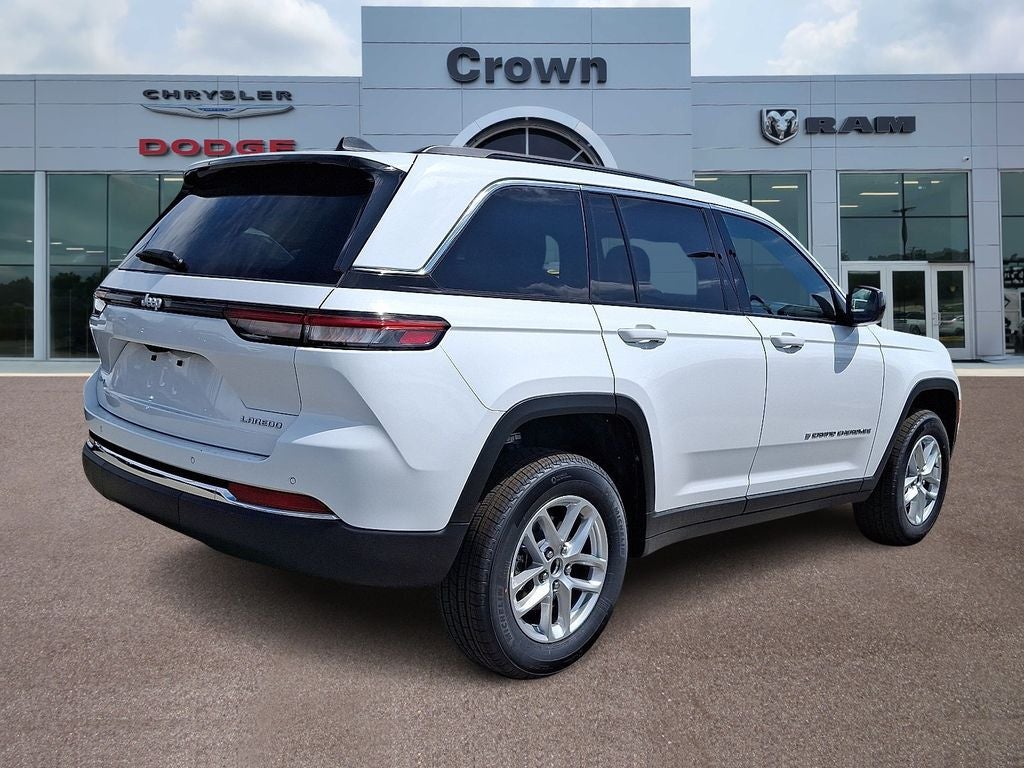 2026 Jeep Grand Cherokee Laredo