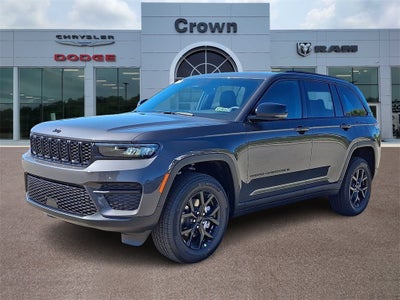 2025 Jeep Grand Cherokee Laredo