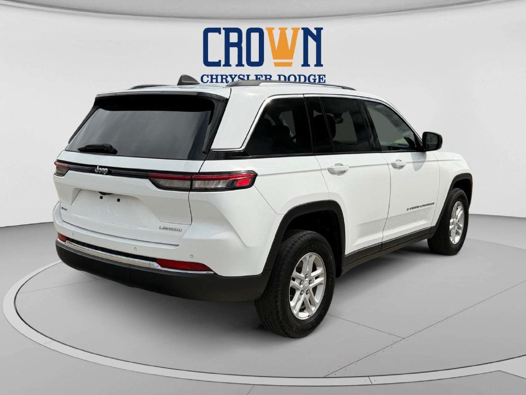 2023 Jeep Grand Cherokee Laredo