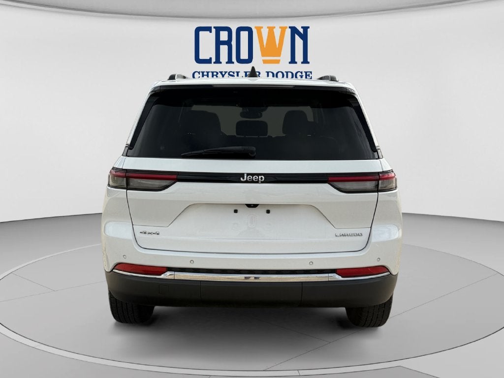 2023 Jeep Grand Cherokee Laredo