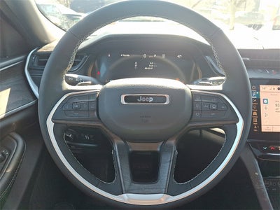 2026 Jeep Grand Cherokee Laredo