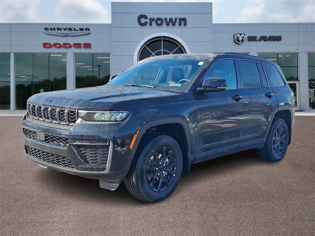 2026 Jeep Grand Cherokee Laredo