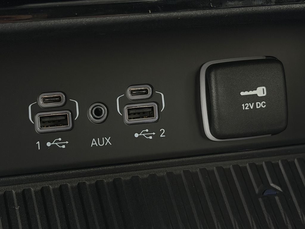 2027 Jeep Grand Cherokee Laredo Altitude