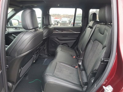 2026 Jeep Grand Cherokee Laredo