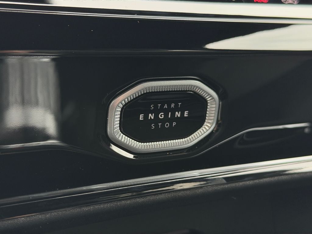 2026 Jeep Grand Cherokee Altitude