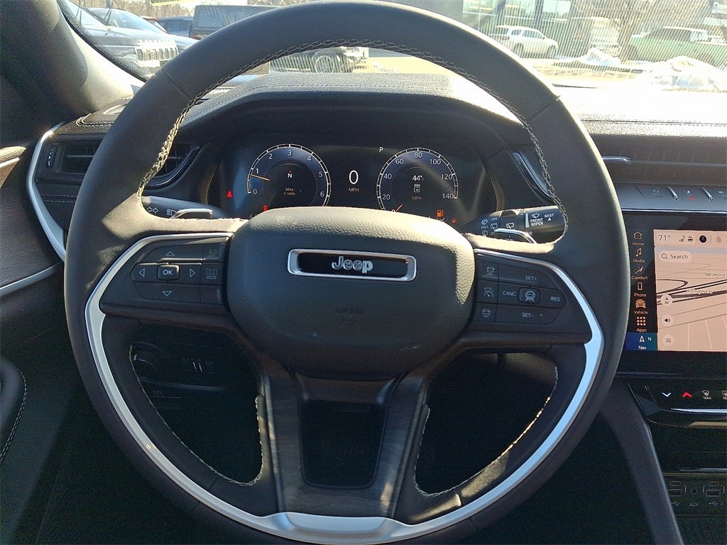 2026 Jeep Grand Cherokee Laredo