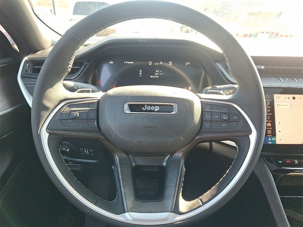 2026 Jeep Grand Cherokee Laredo