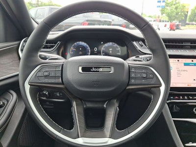 2026 Jeep Grand Cherokee Laredo Altitude