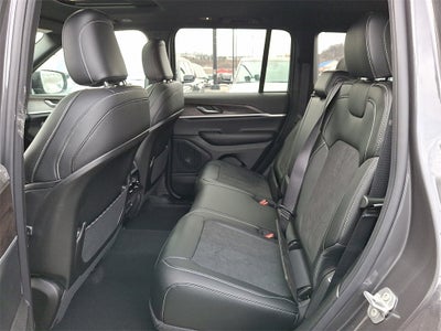 2026 Jeep Grand Cherokee Laredo