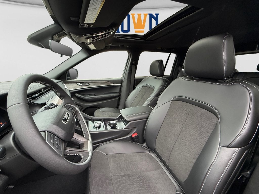 2027 Jeep Grand Cherokee Altitude