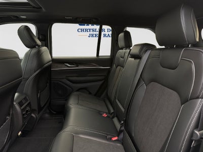2027 Jeep Grand Cherokee Altitude