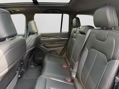 2026 Jeep Grand Cherokee 85th Anniversary Edition