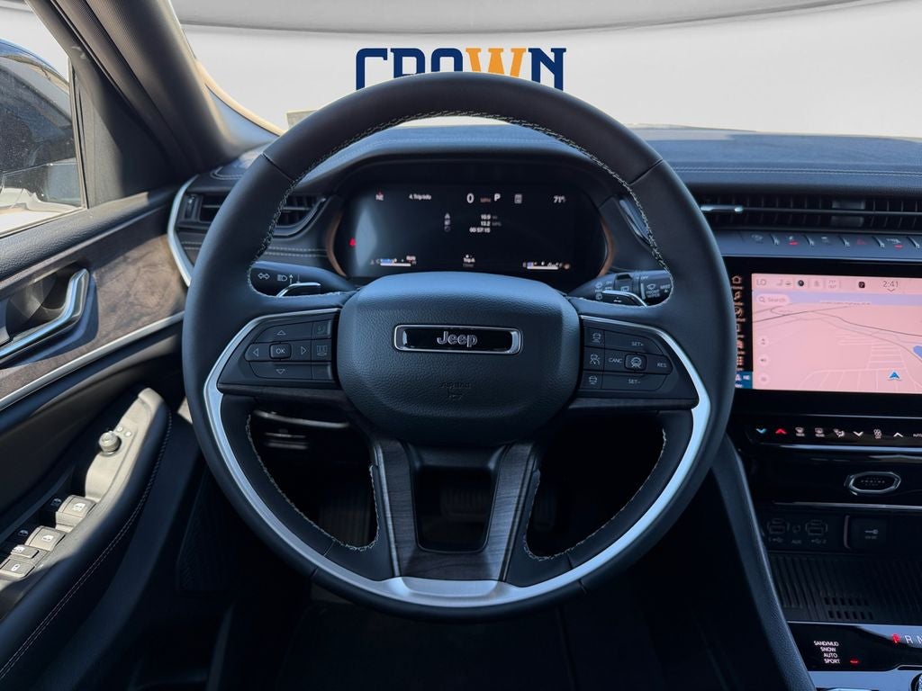 2027 Jeep Grand Cherokee L Laredo Altitude