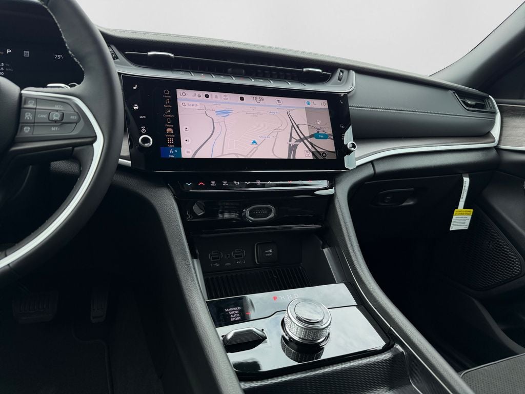 2027 Jeep Grand Cherokee L Laredo Altitude