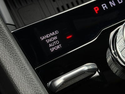 2027 Jeep Grand Cherokee L Laredo Altitude