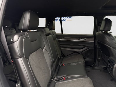 2027 Jeep Grand Cherokee L Laredo Altitude