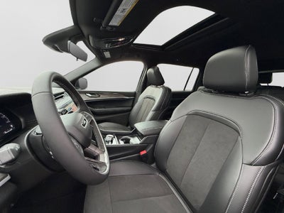 2027 Jeep Grand Cherokee L Laredo Altitude
