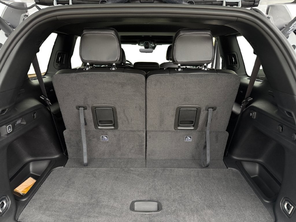 2027 Jeep Grand Cherokee L Laredo Altitude