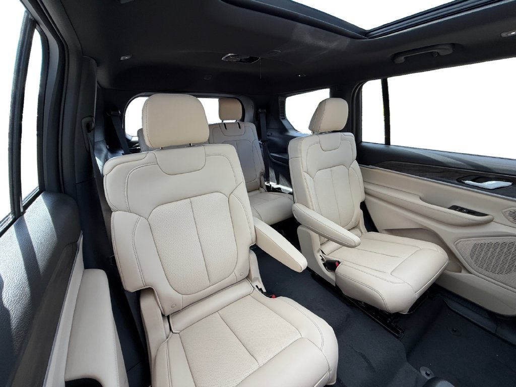 2027 Jeep Grand Cherokee L Limited