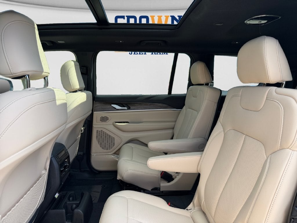 2027 Jeep Grand Cherokee L Limited