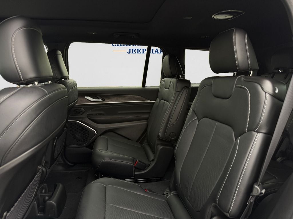 2027 Jeep Grand Cherokee L Limited Reserve