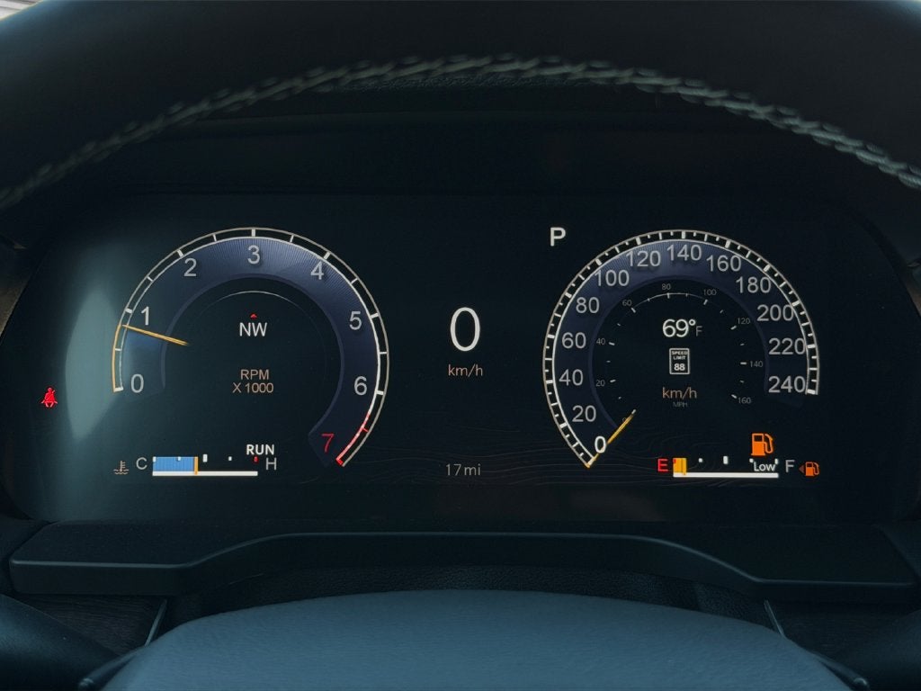 2027 Jeep Grand Cherokee L Limited Reserve