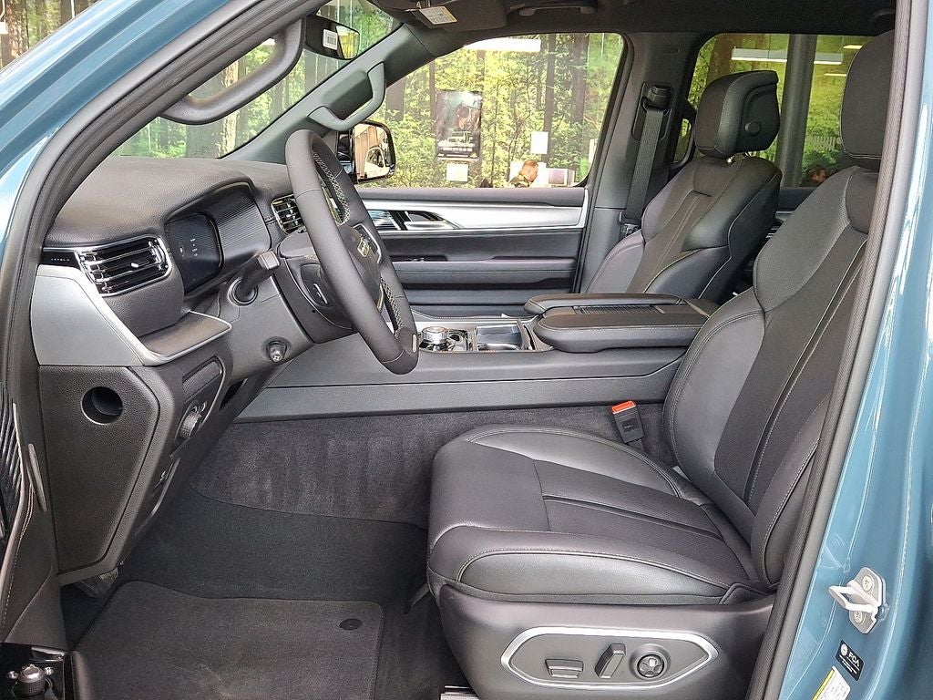 2026 Jeep Grand Wagoneer L Limited Altitude