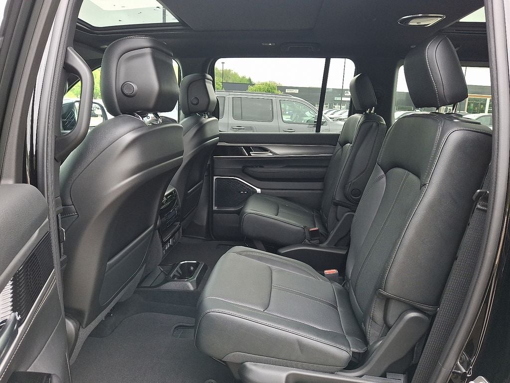 2026 Jeep Grand Wagoneer Upland