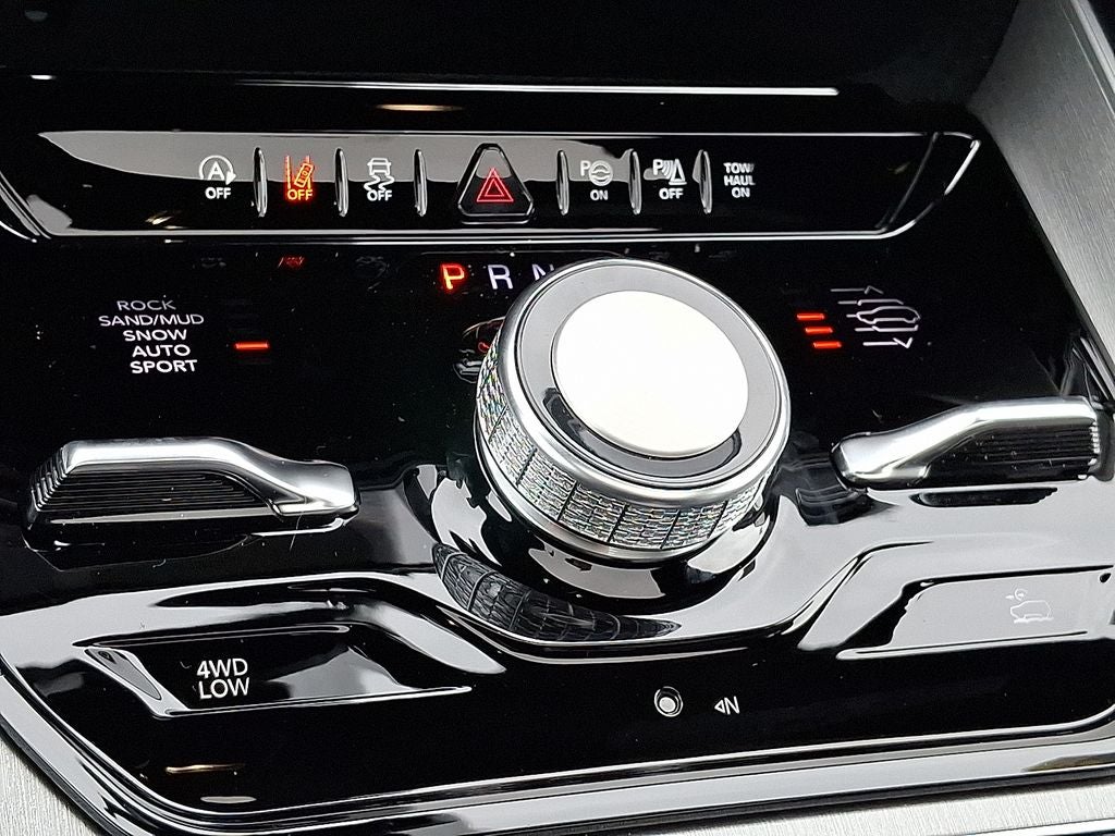2026 Jeep Grand Wagoneer Upland