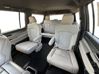 2026 Jeep Grand Wagoneer 4x4