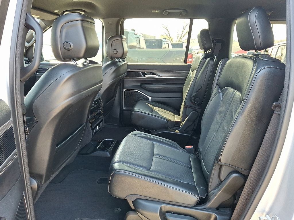 2024 Jeep Wagoneer Series II