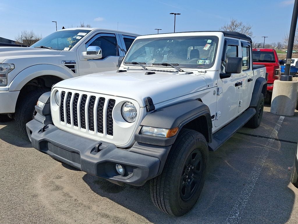 2020 Jeep Gladiator Sport photo 3