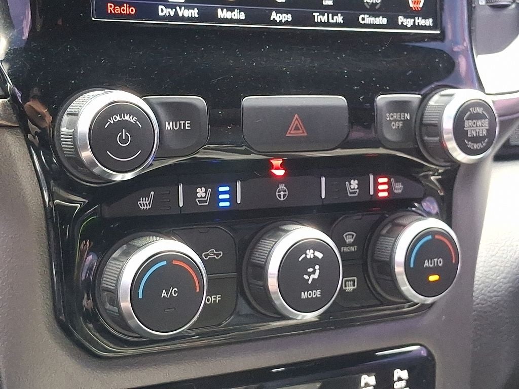 2019 RAM 1500 Laramie Sport