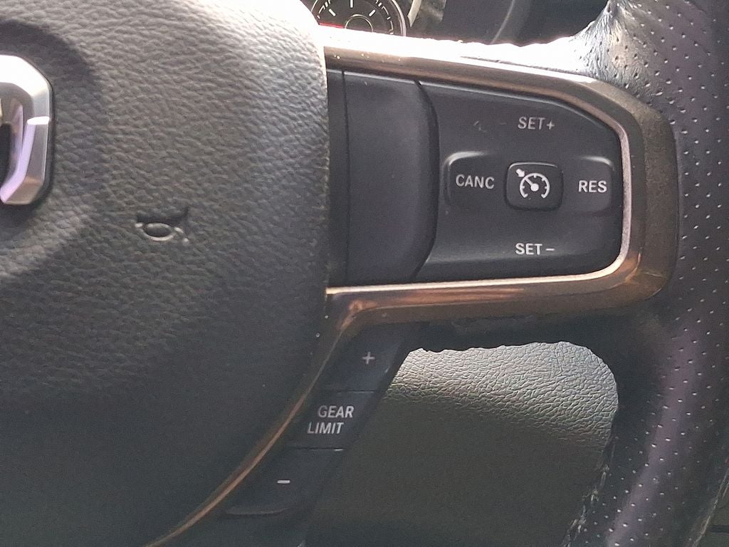 2019 RAM 1500 Laramie Sport