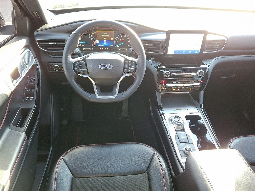 2024 Ford Explorer ST-Line
