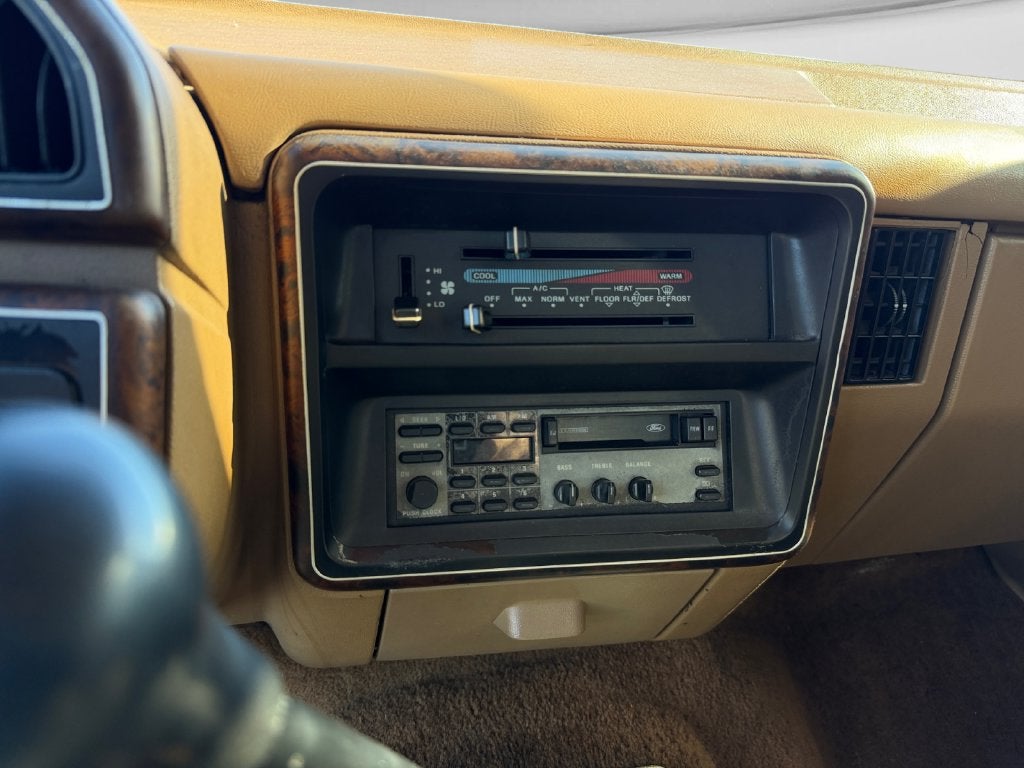 1988 Ford F-350 Base