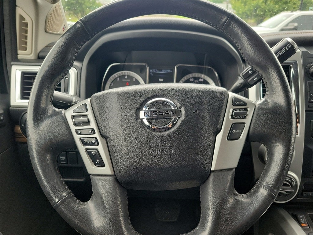2017 Nissan Titan SL