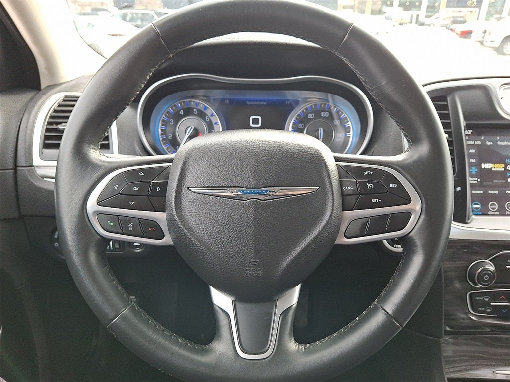 2021 Chrysler 300 Touring