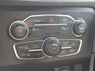 2018 Dodge Charger SXT