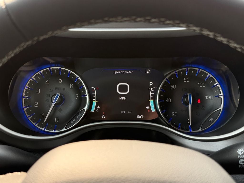 2026 Chrysler Voyager LX