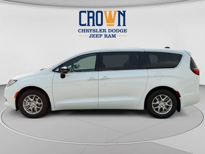2026 Chrysler Voyager LX