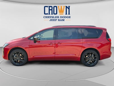 2027 Chrysler Pacifica Limited