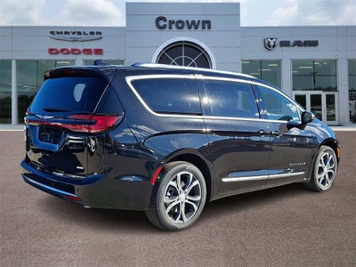 2026 Chrysler Pacifica Pinnacle
