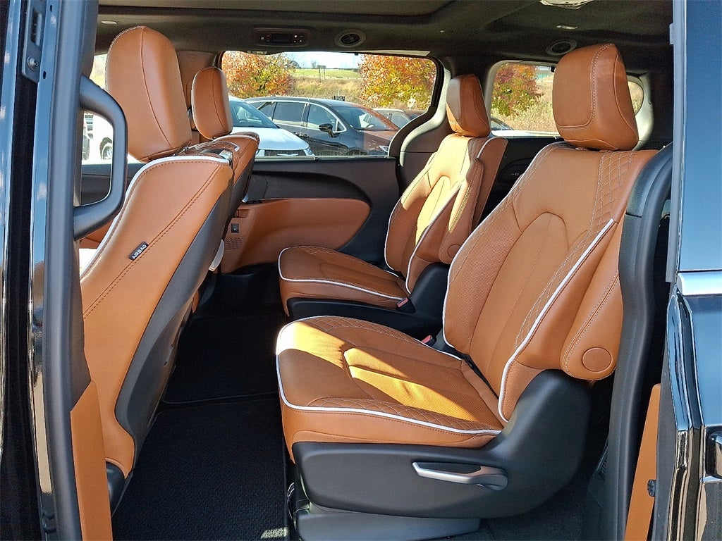 2026 Chrysler Pacifica Pinnacle