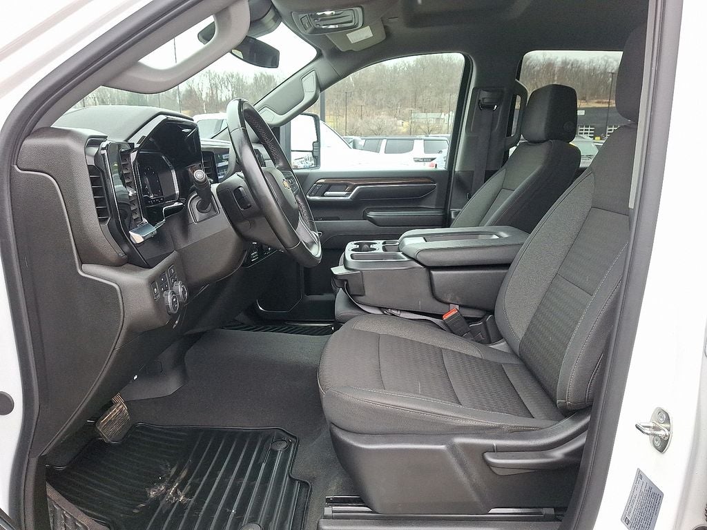 2024 Chevrolet Silverado 3500HD LT