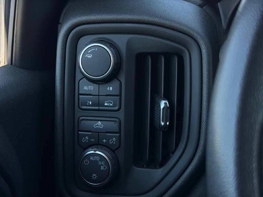 2019 Chevrolet Silverado 1500 Custom