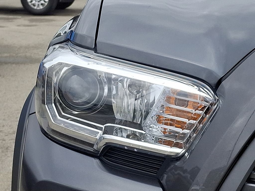 2022 Toyota Tacoma TRD Off-Road V6