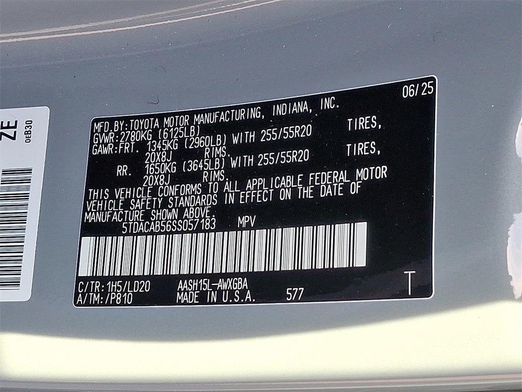 2025 Toyota Grand Highlander Hybrid Base